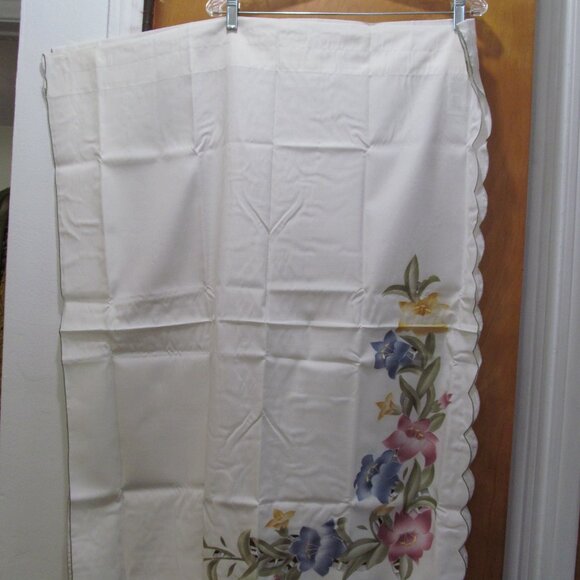 CHF Industries Curtains Pair of Tiers Embroidered Lily Flowers 58 x 36" NIP - Picture 13 of 16